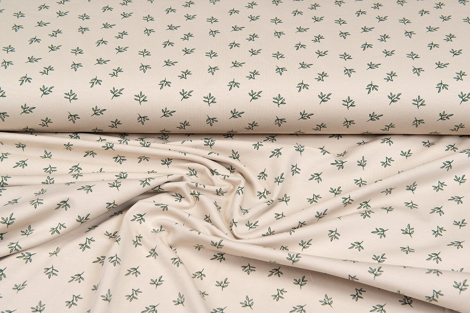 Katoenen Tricot bedrukt mini branches zand