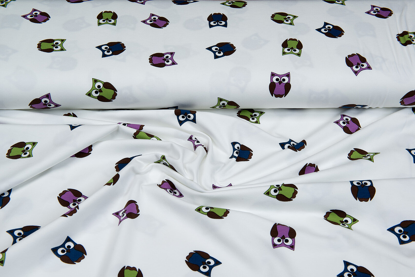 Katoenen Tricot bedrukt little owl wit