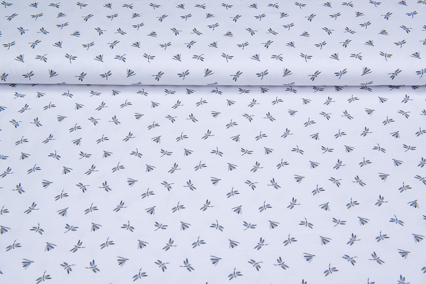 Katoenen Tricot bedrukt dragonfly wit