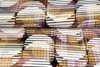 Katoenen Tricot bedrukt colorful dot stripes geel-wit