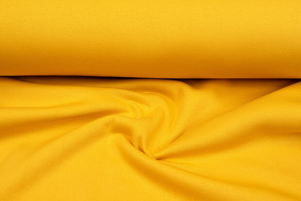 Sweat donker okergeel