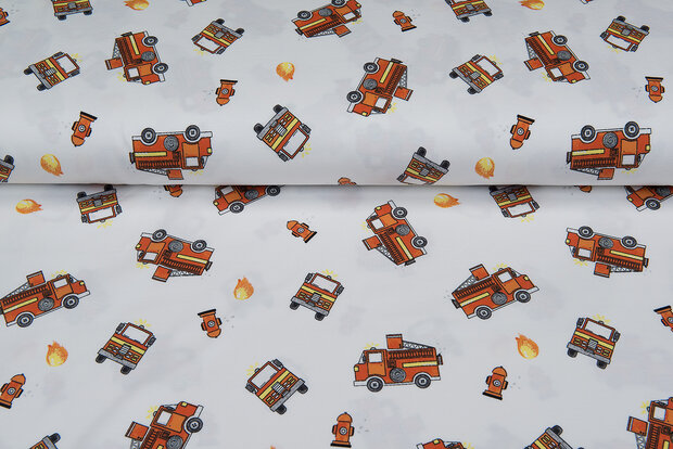 Katoenen Tricot bedrukt firetrucks off-white