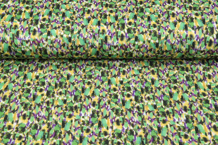 Viscose bedrukt camo watercolor pique groen