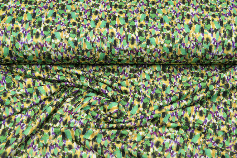 Viscose bedrukt camo watercolor pique groen