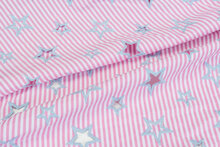 Katoen Poplin streep geborduurd ster JS364 roze-lichtgrijs
